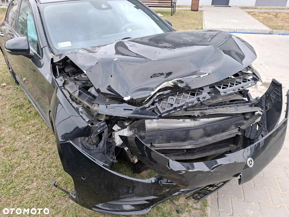 Mercedes-Benz Klasa A 180 AMG Line 7G-DCT - 1