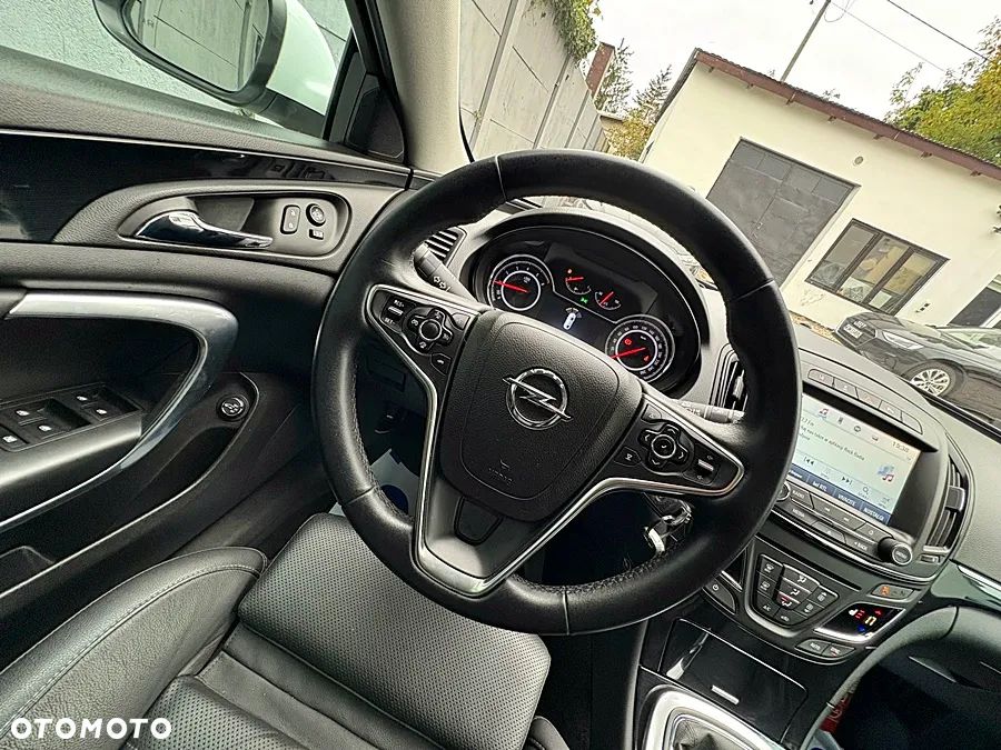 Opel Insignia - 31