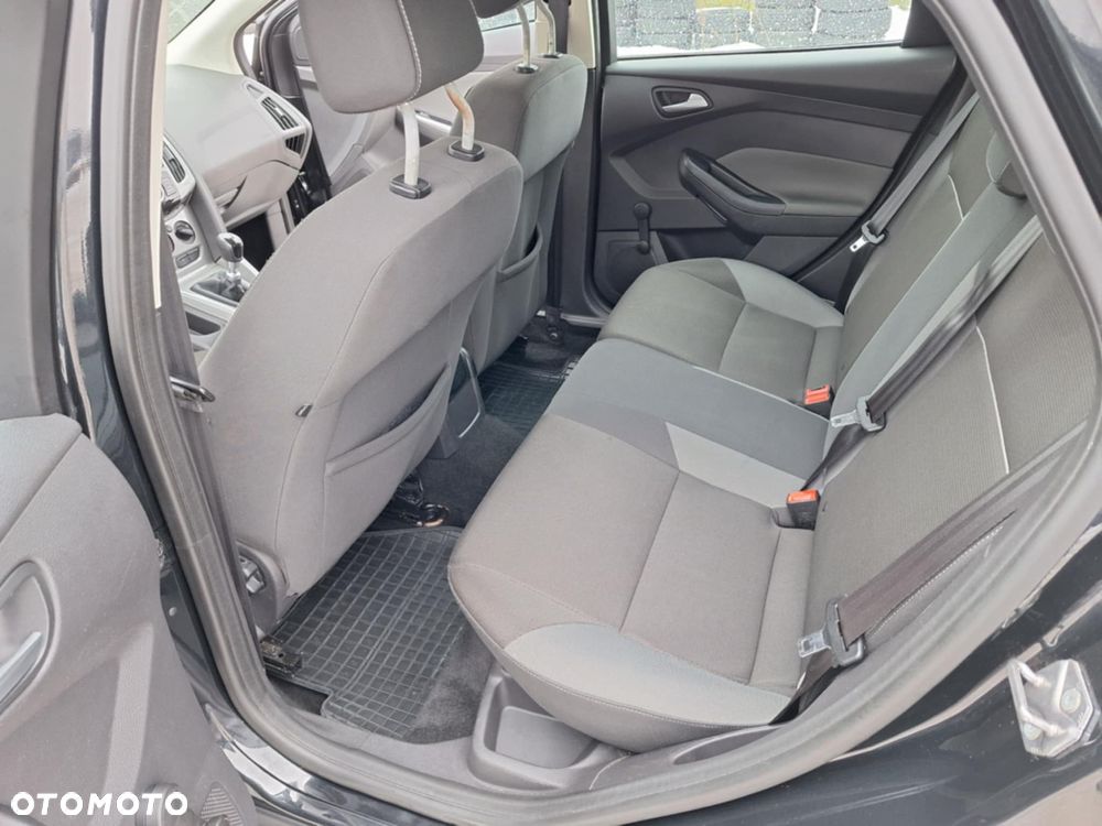 Ford Focus - 9