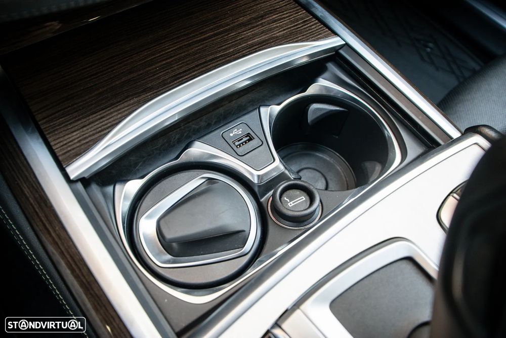 BMW 745 e iPerformance - 27