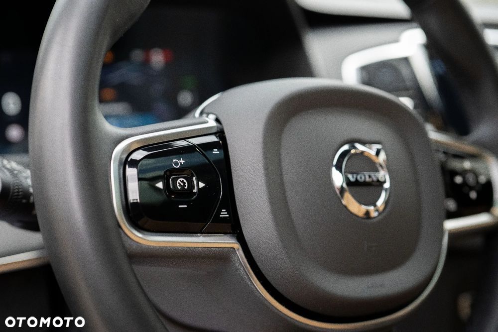 Volvo XC 90 - 27