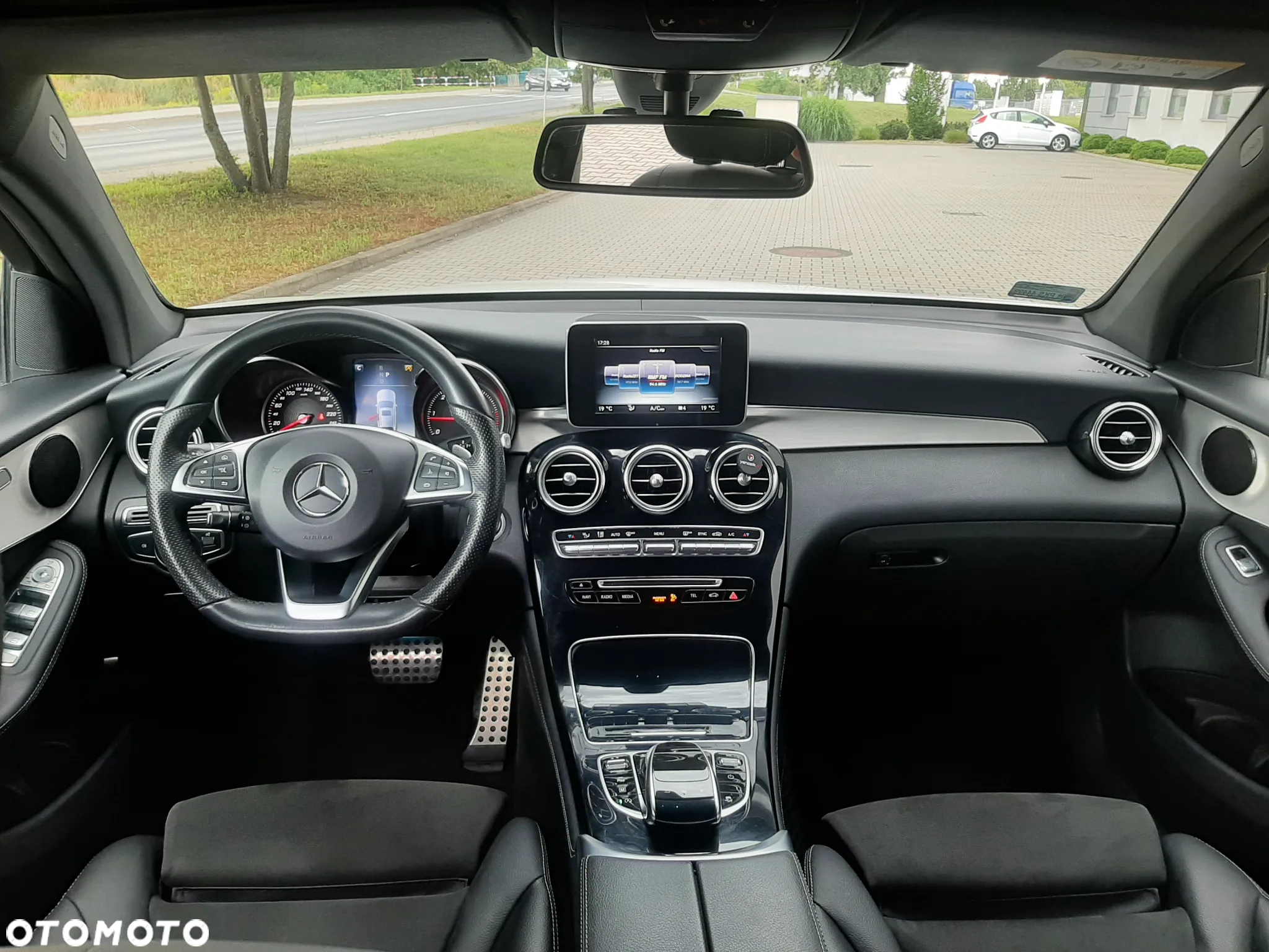 Mercedes-Benz GLC Coupe 220 d 4-Matic - 11
