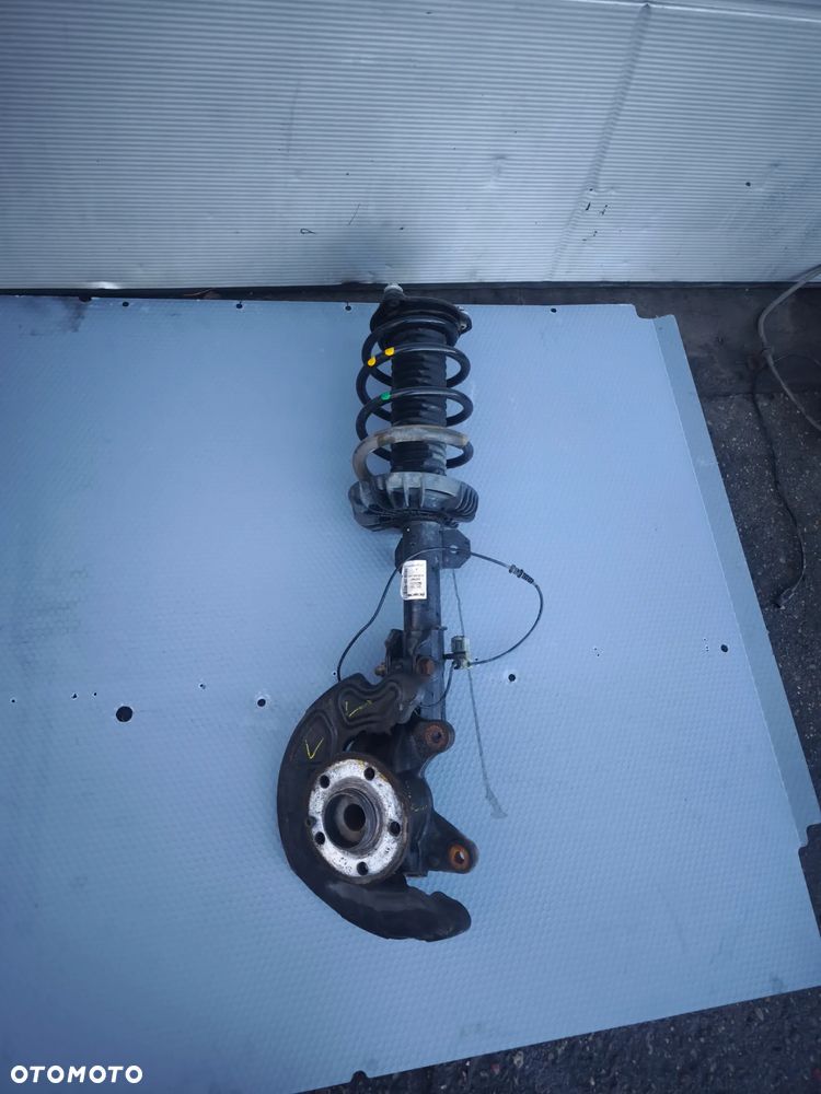 MacPherson amortyzator zwrotnica Vito w447 lewy przód a4473204538 - 1