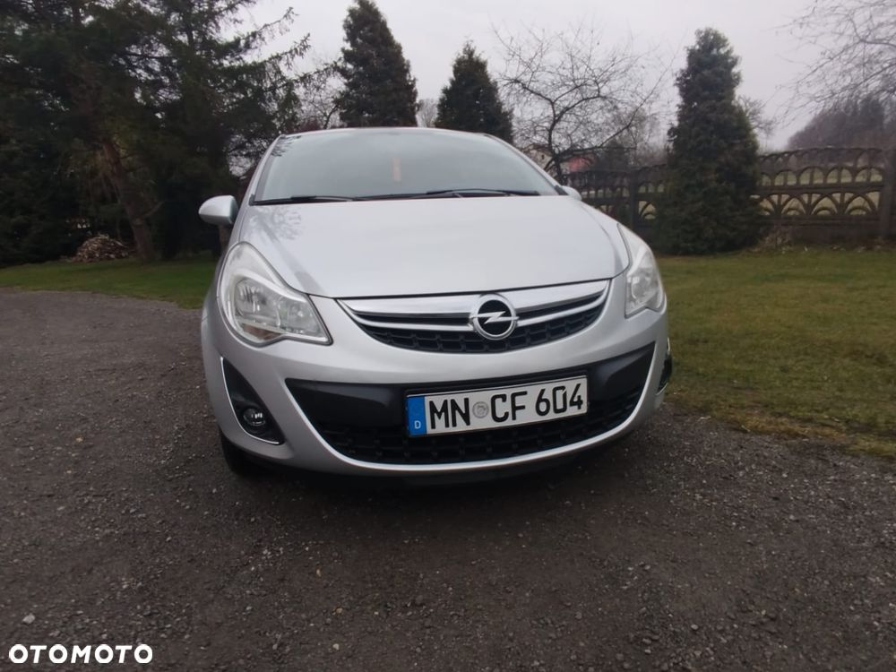 Opel Corsa 1.4 16V 150 Jahre - 25