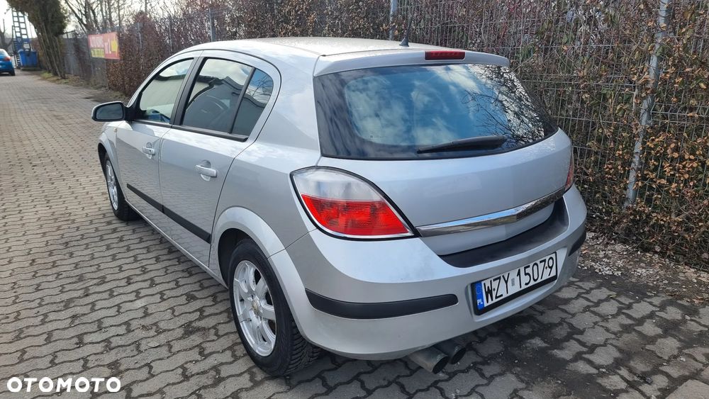 Opel Astra 1.4 Cosmo - 25
