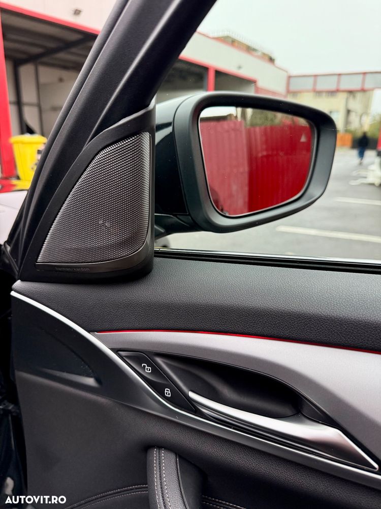 BMW Seria 5 520d Touring Aut. M Sport Edition - 10