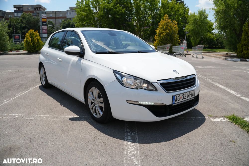 Peugeot 308 1.6 HDI FAP Allure - 1