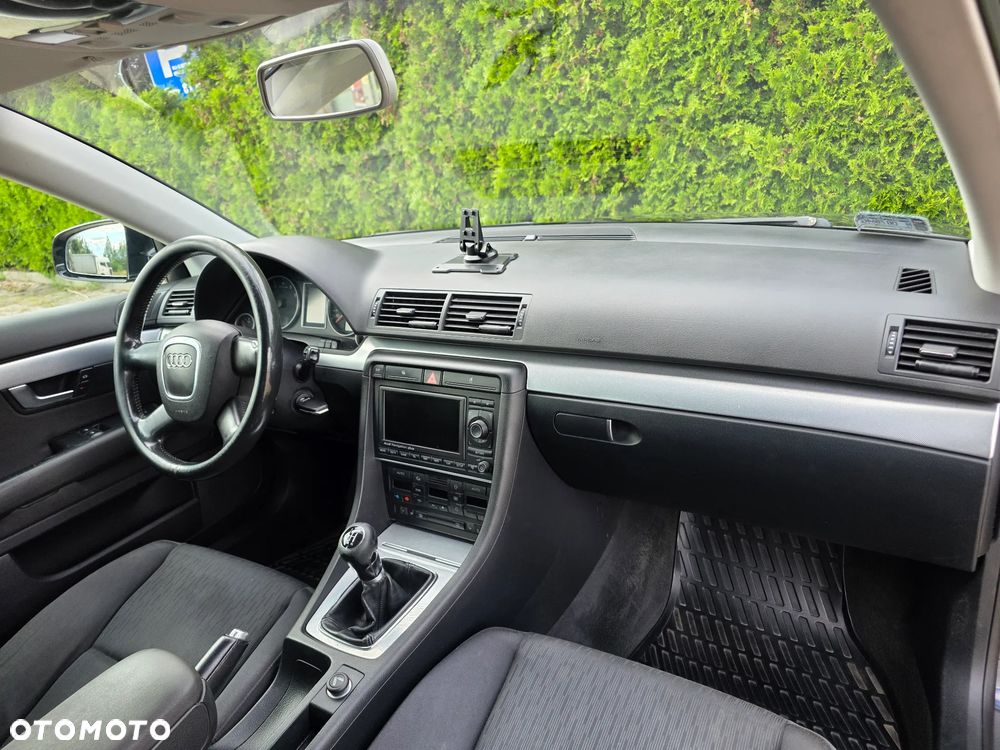 Audi A4 Avant - 19