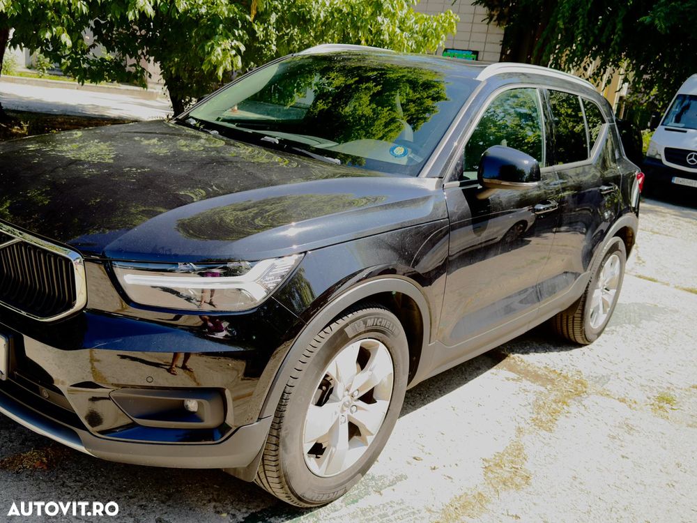 Volvo XC 40 D3 AWD Momentum Pro - 4