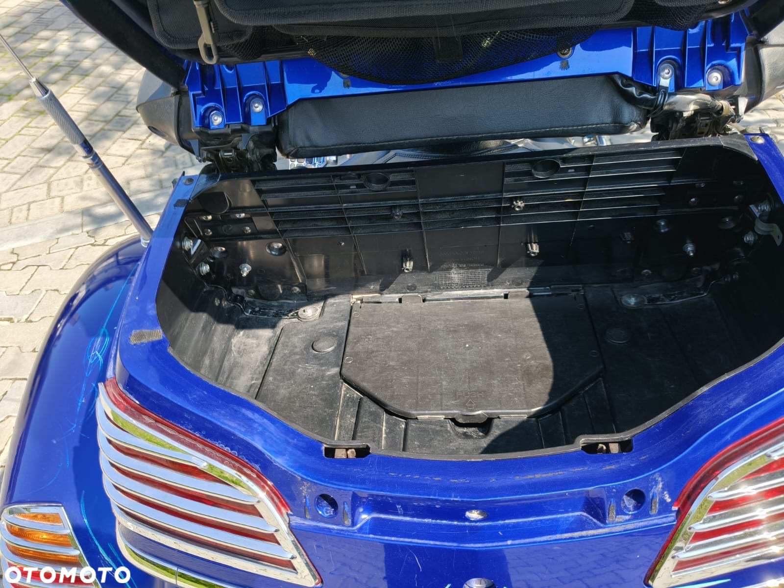 Honda GL - 16