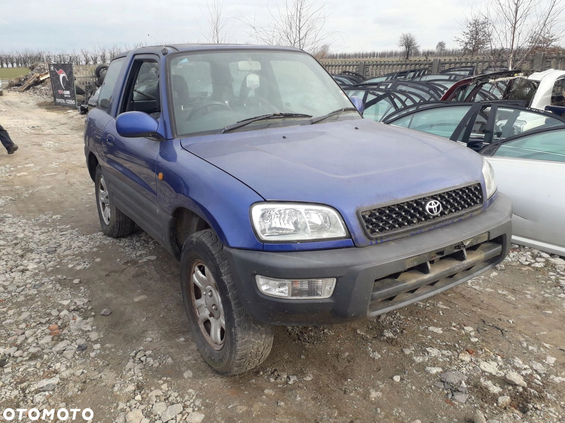 Toyota RAV4 I 2,0 antena bat mocowanie - 6