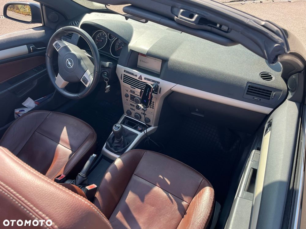 Opel Astra - 16