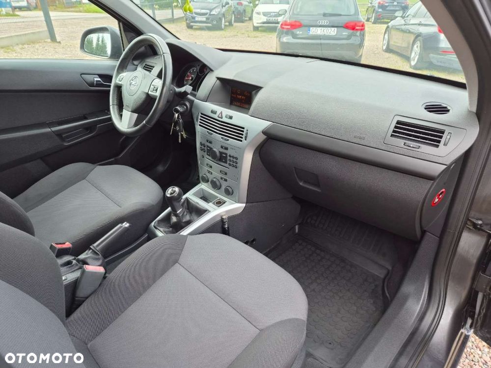 Opel Astra 1.4 Selection - 18