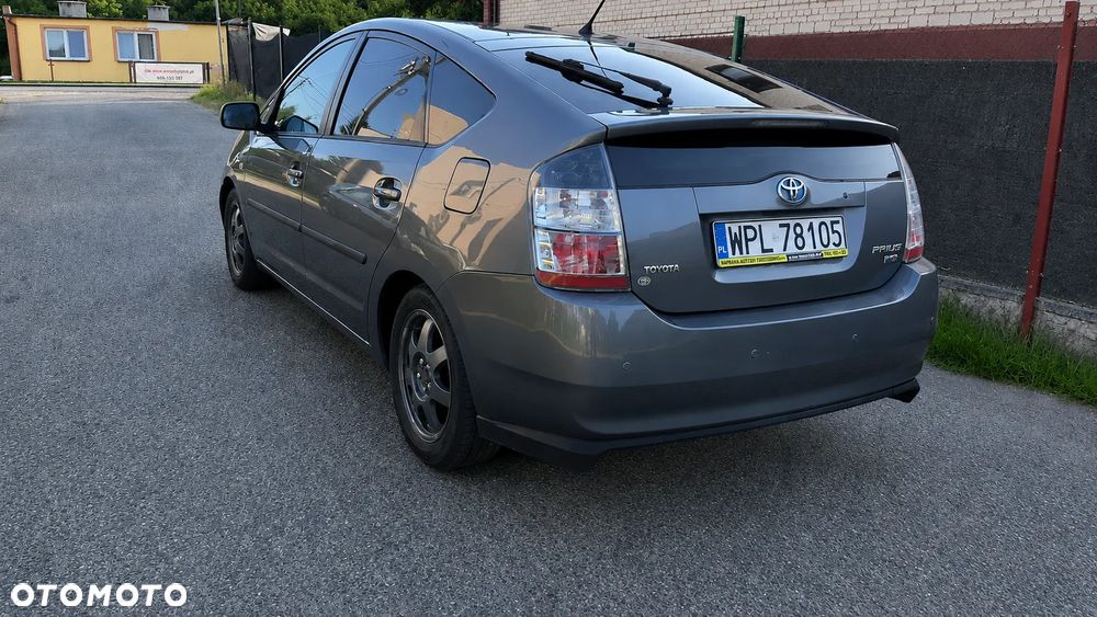 Toyota Prius 1.5 VVT-i Sol - 7