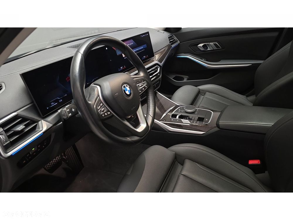 BMW Seria 3 - 16