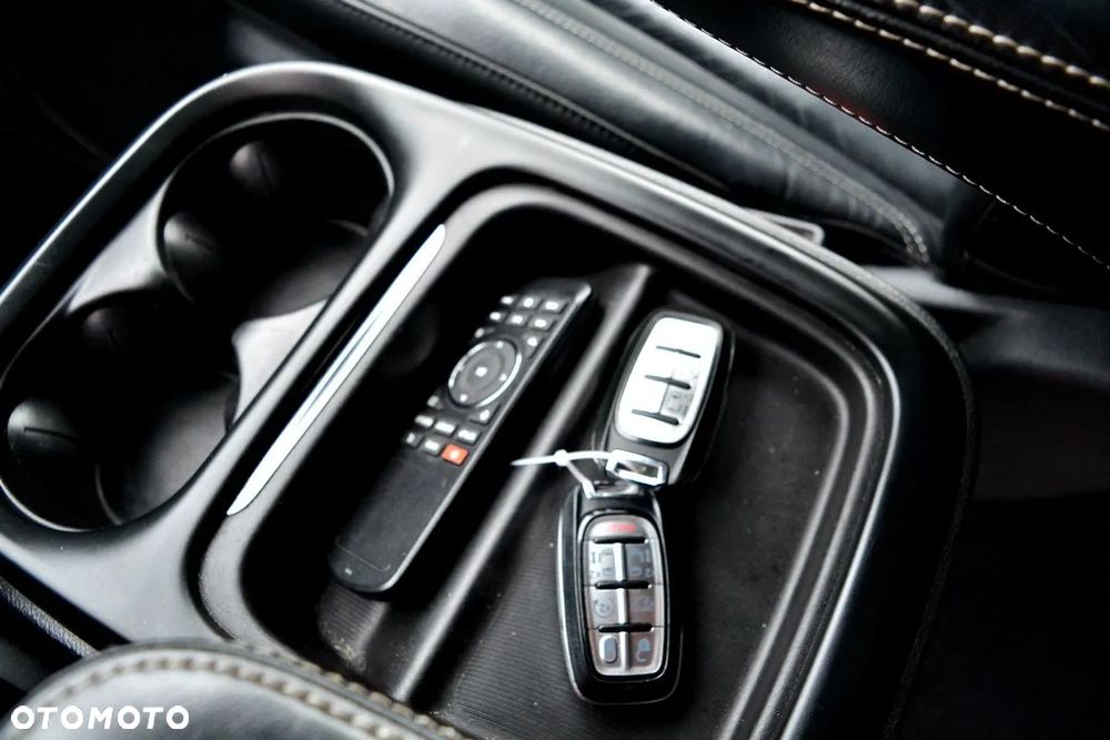 Chrysler Pacifica - 19