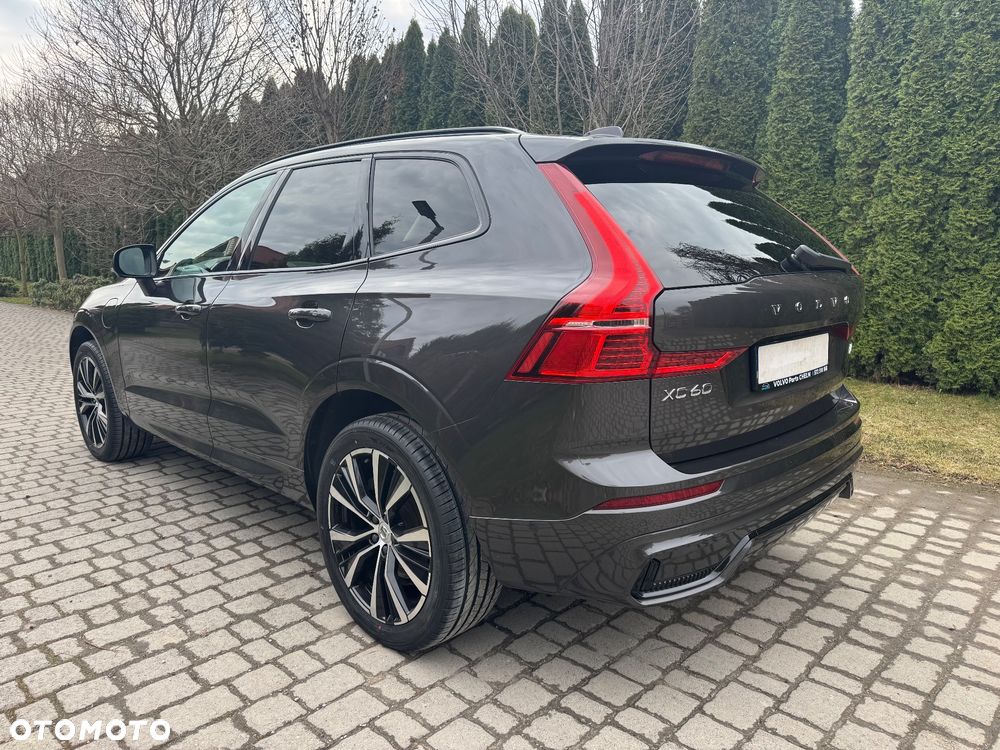 Volvo XC 60 T8 AWD Recharge Ultimate Black Edition - 6