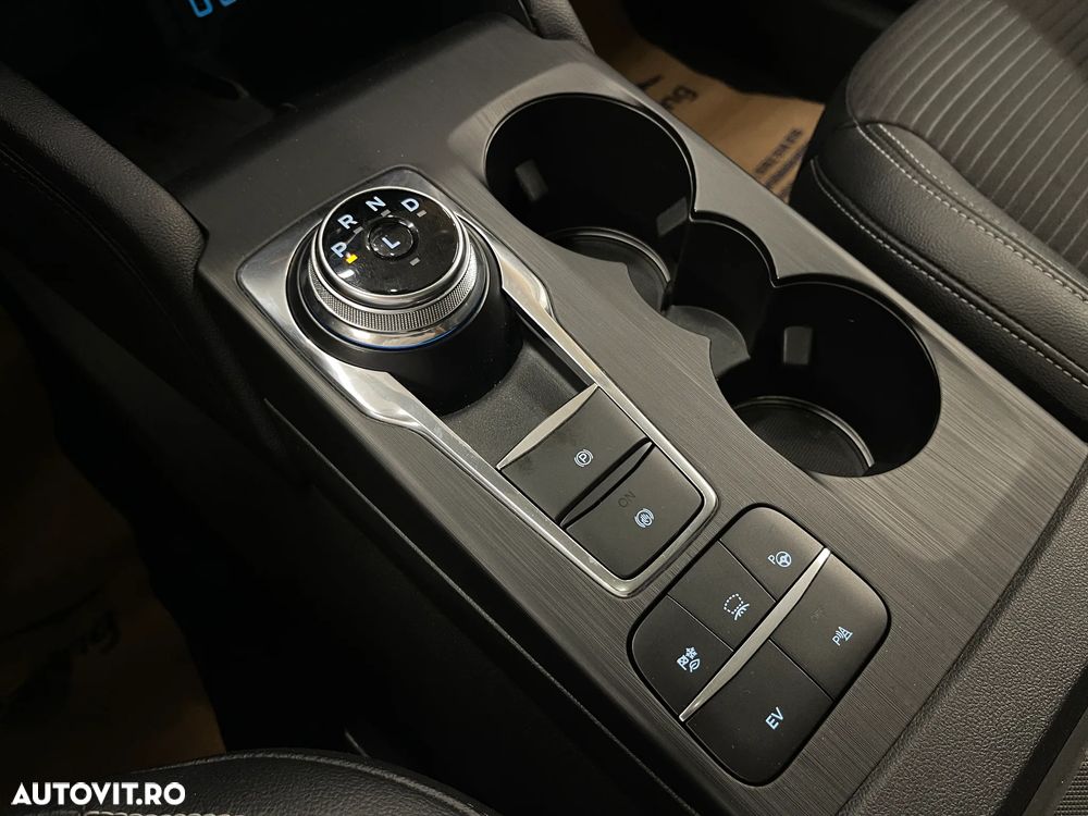 Ford Kuga 2.5 Duratec PHEV Titanium X - 31