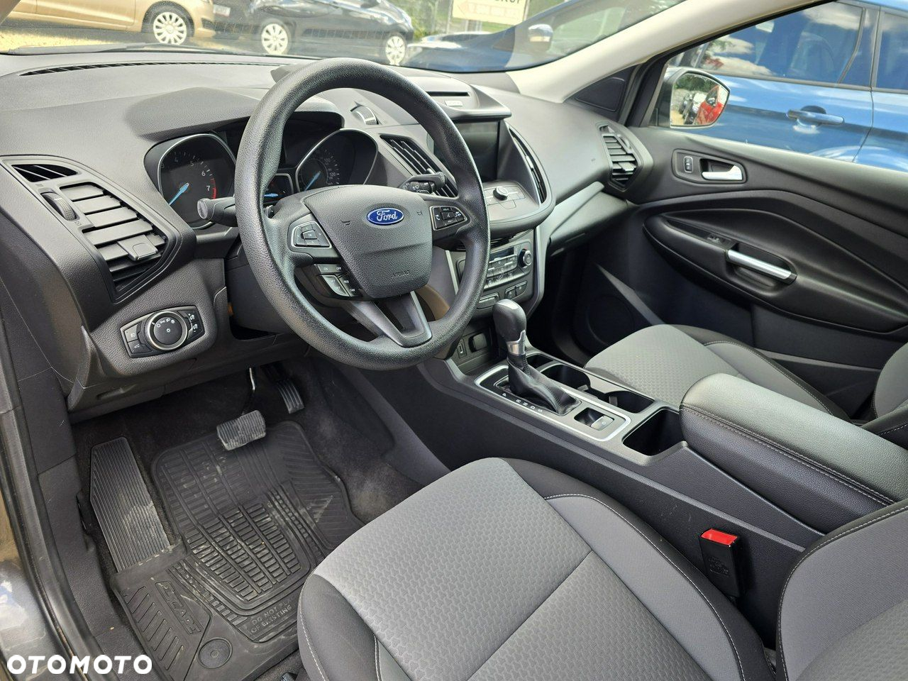 Ford Kuga - 7