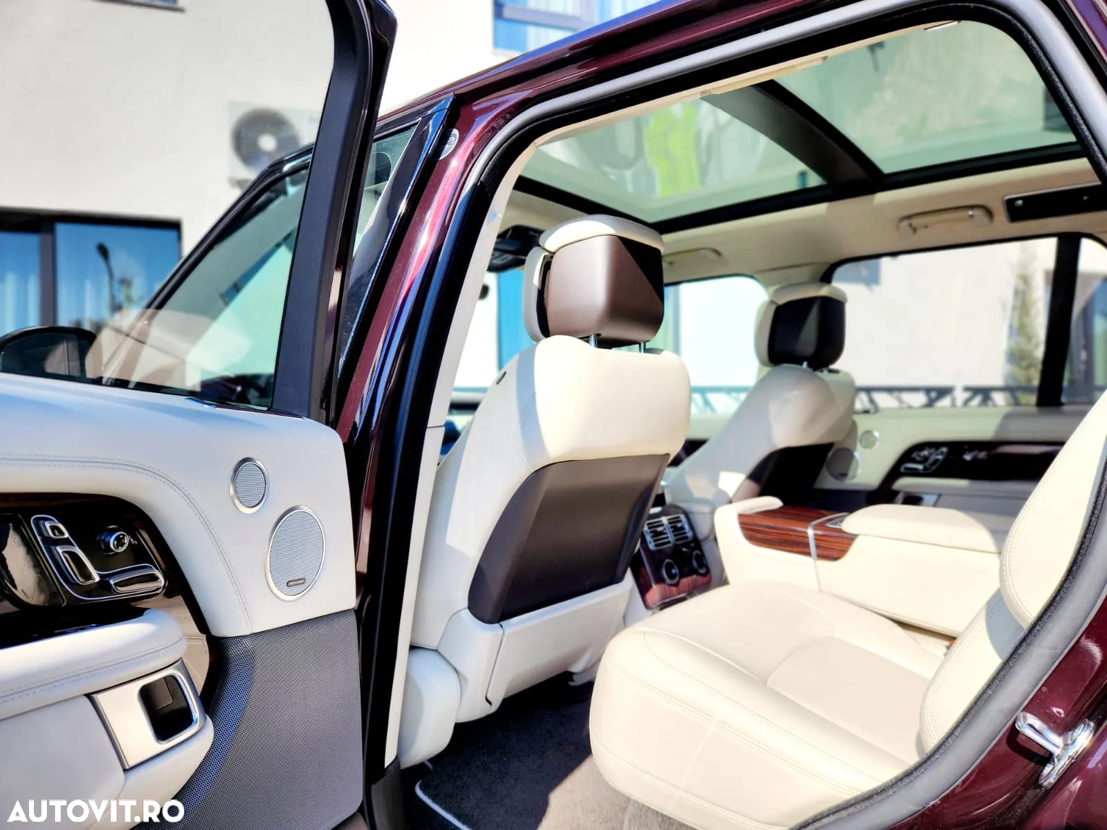 Land Rover Range Rover 3.0L SDV6 Autobiography - 7