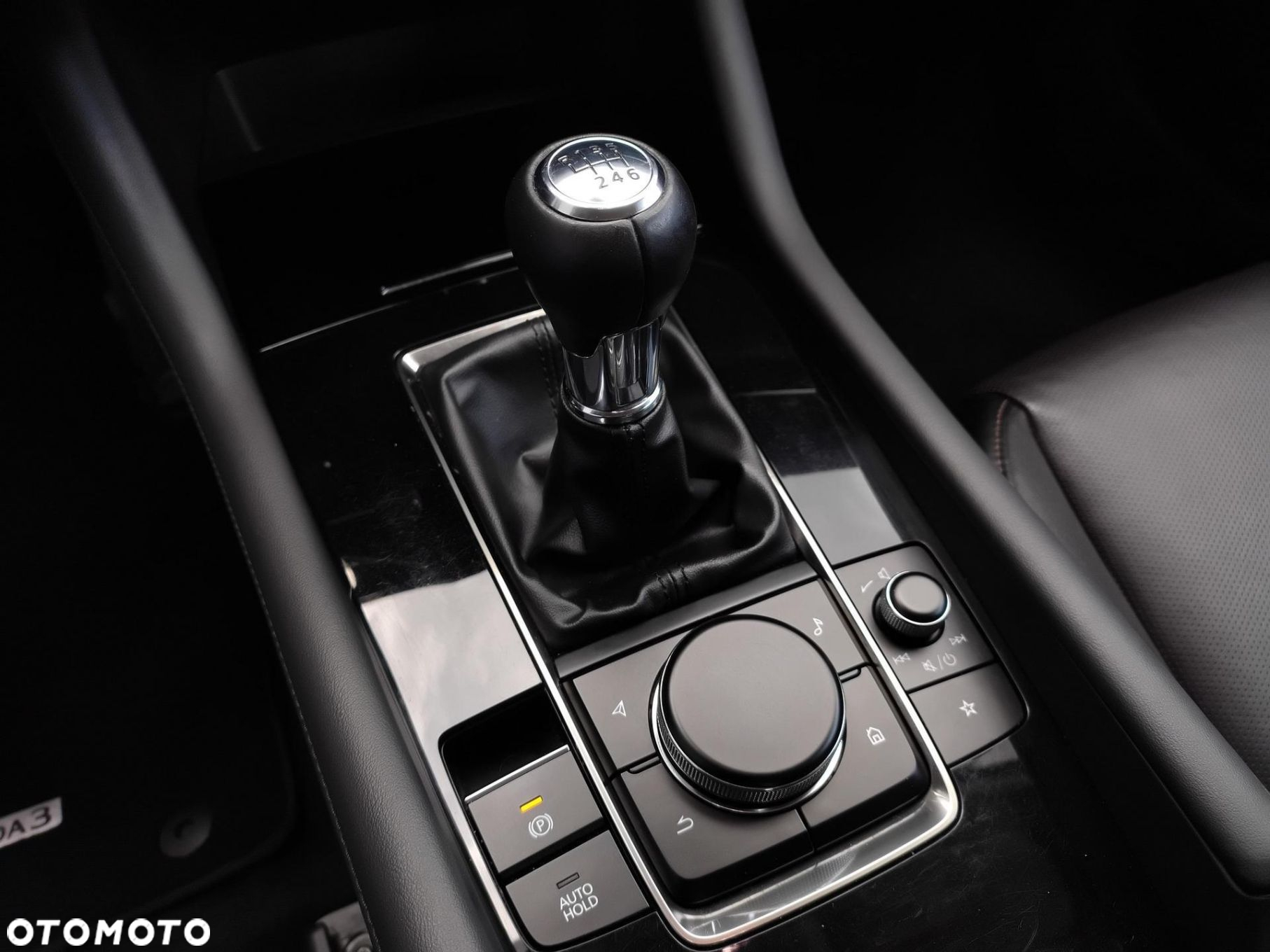Mazda 3 - 17