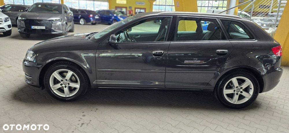 Audi A3 Sportback - 6