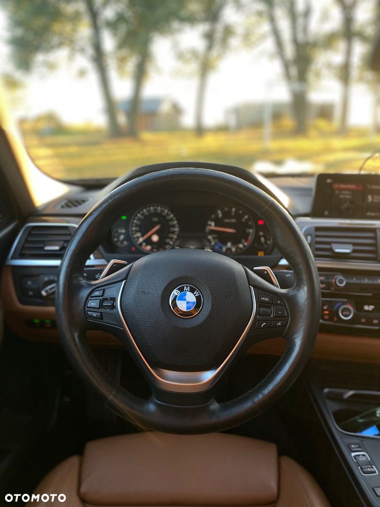 BMW Seria 3 330d Luxury Line Purity - 9