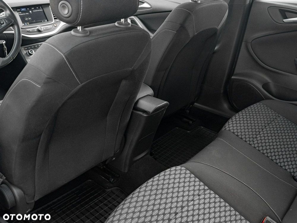 Opel Astra 1.2 T Edition S&S - 23