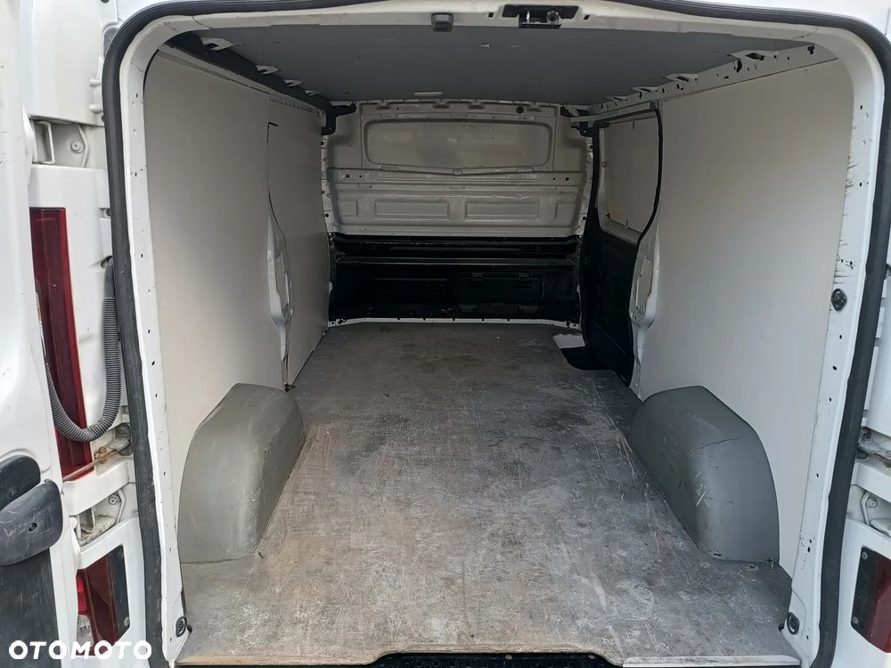 Opel Vivaro LONG L2H1 1.6 diesel 125kM 2019rok 155tyś.km EURO 6! AUTO W PEŁNI SPRAWNE, NIE WYMAGA WKŁADU FINANSOWEGO!!!SPROWADZONY ZE SZWECJI- ZAREJESTROWANY! - 7