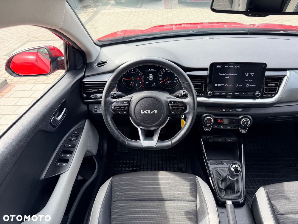 Kia Stonic 1.2 L - 11