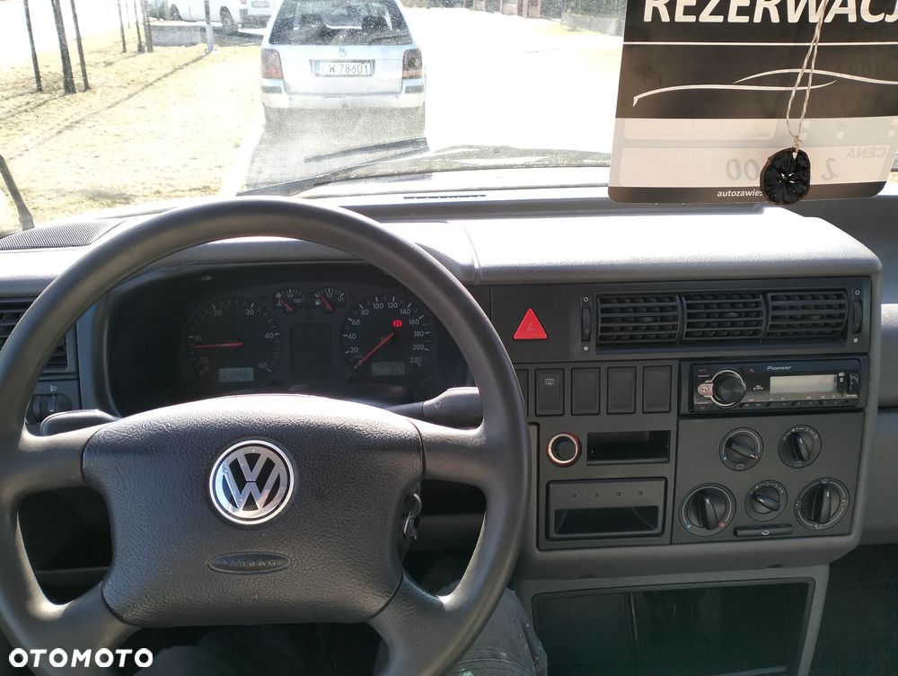 Volkswagen Transporter - 5