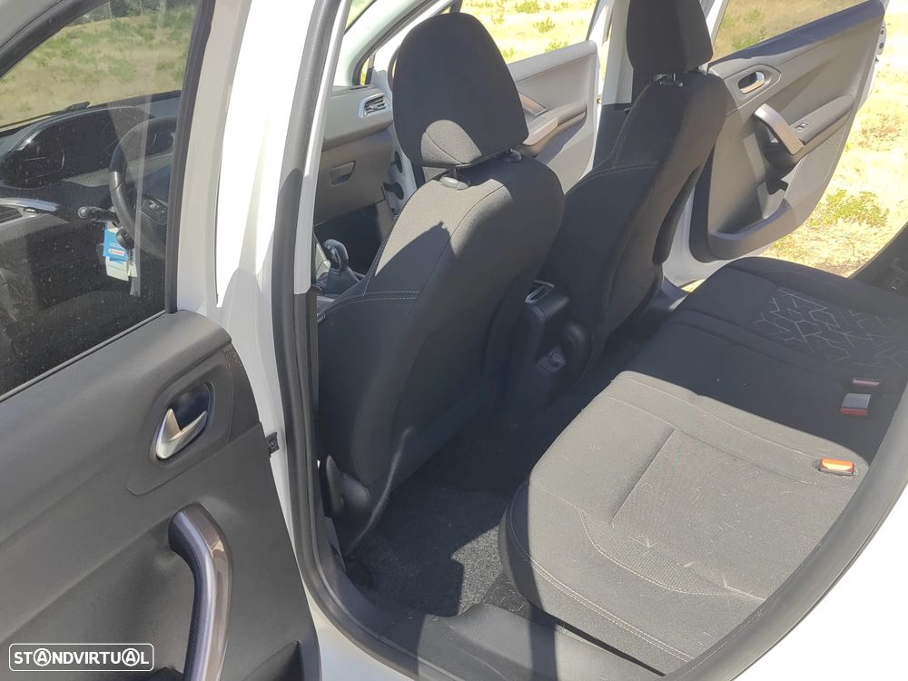 Peugeot 2008 1.4 HDi Allure - 6