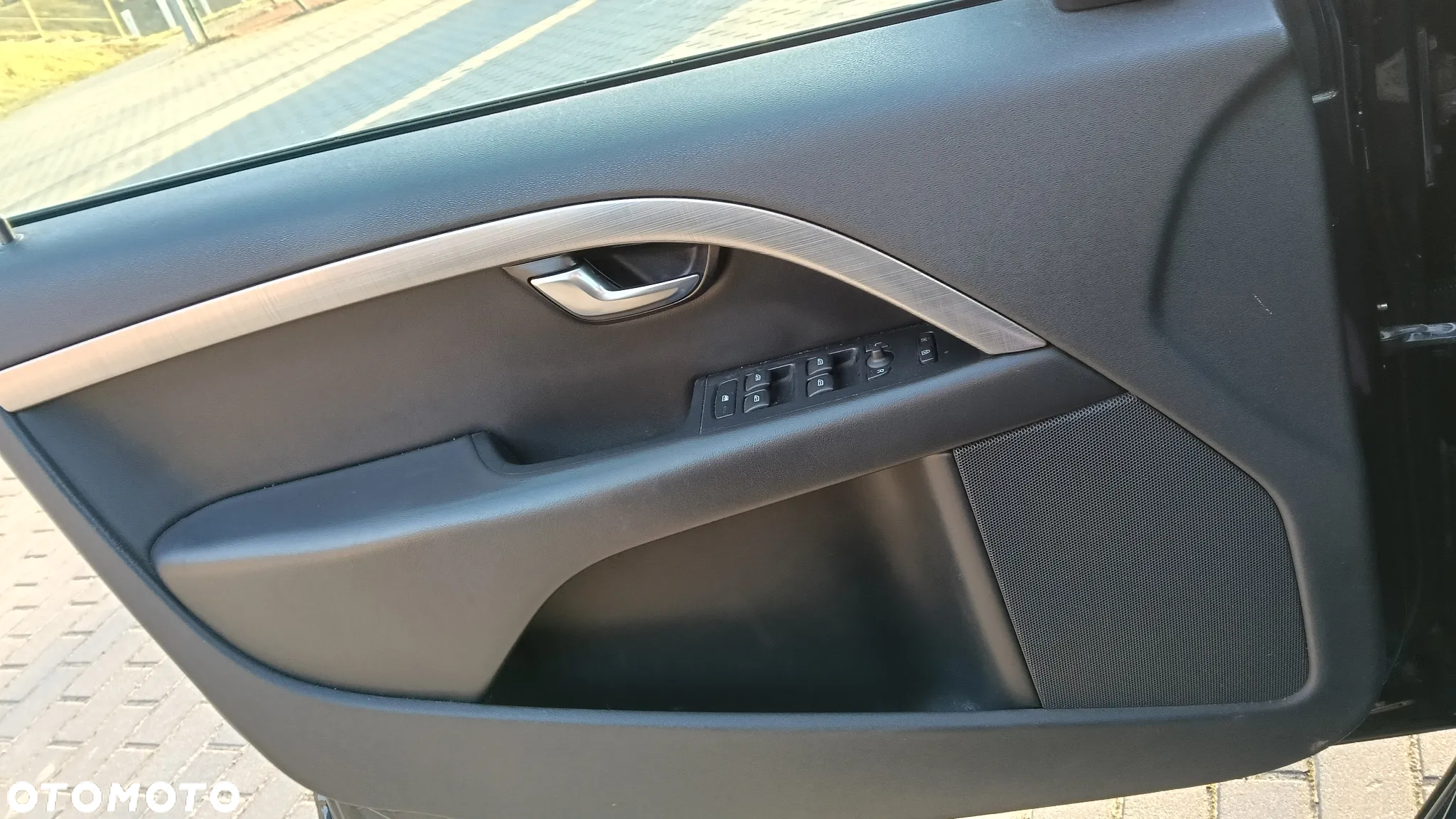 Volvo V70 2.0D Momentum - 12