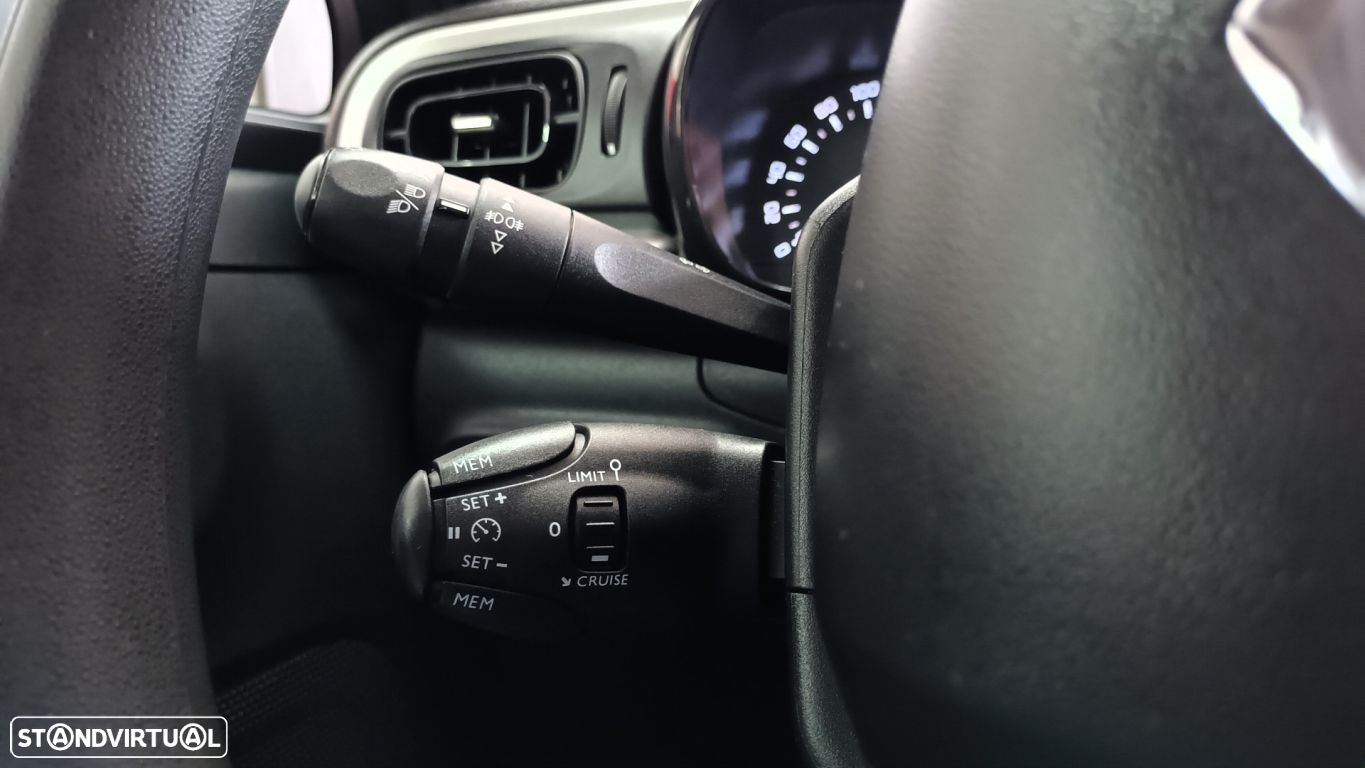 Citroën C3 1.2 Puretech Graphic - 27