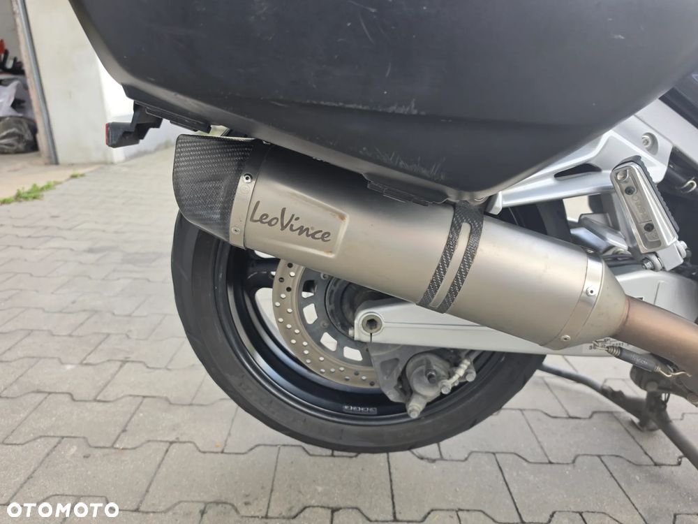 Yamaha FJR - 25