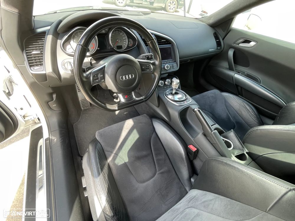 Audi R8 Coupé 4.2 FSI V8 quattro R-tronic - 9