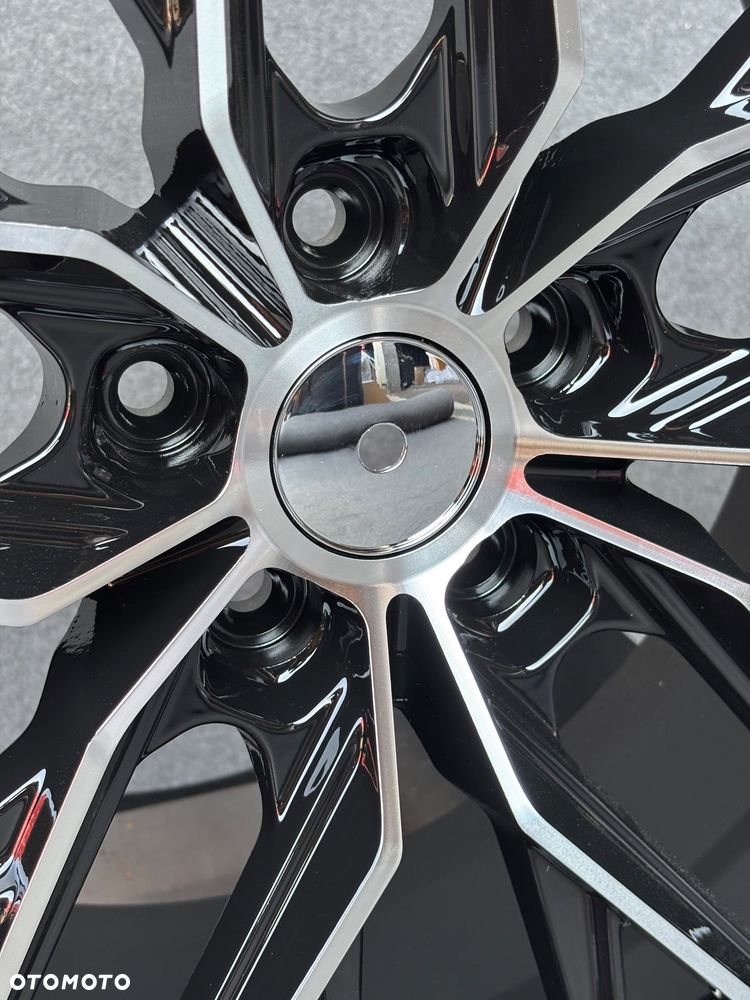 NOWE alufelgi M pakiet 5x112 19 felgi 8.5j et30 BMW seria 3 G20 G22 G30 G31 F44 G22 G23 G32 F39 G60 G01 X1 F48 G42 X2 U06 Active Tourer Z4 G29 xDrive jak Styling 930 czarne polerowane Japan Racing Carbonado - 5