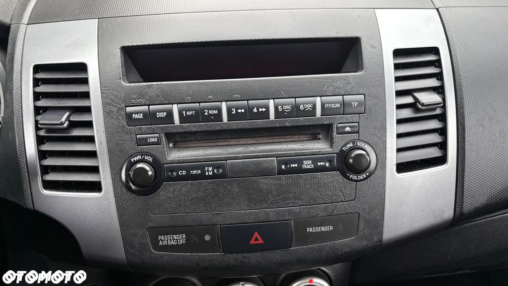 Mitsubishi Outlander 2.4 2WD Plus - 17