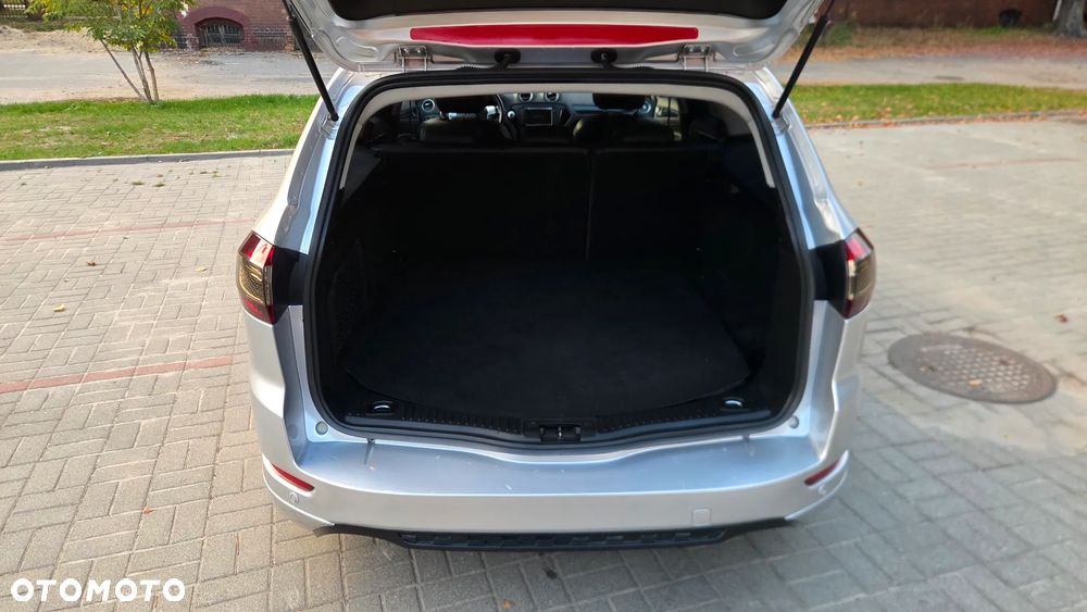 Ford Mondeo 2.0 TDCi Titanium S - 18