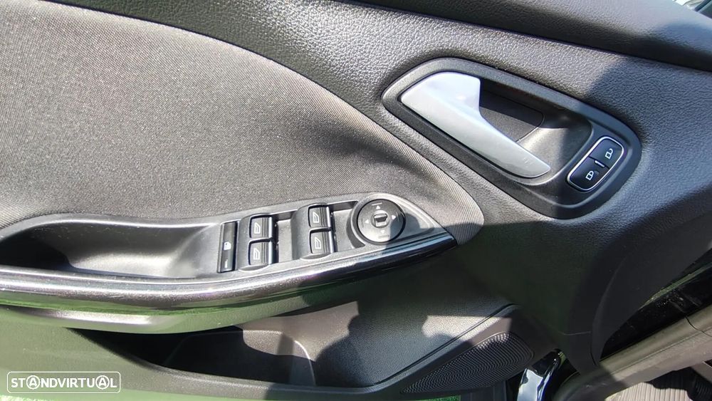 Ford Focus SW 1.5 TDCi Titanium ECOnetic - 14