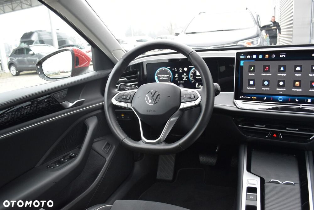 Volkswagen Passat Variant - 11