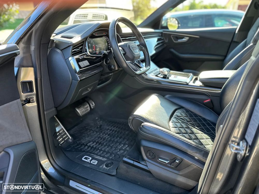 Audi SQ8 4.0 TDI quattro Tiptronic - 34