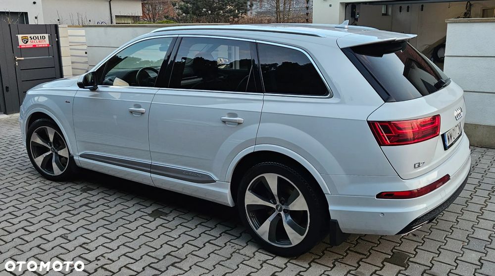 Audi Q7 - 4