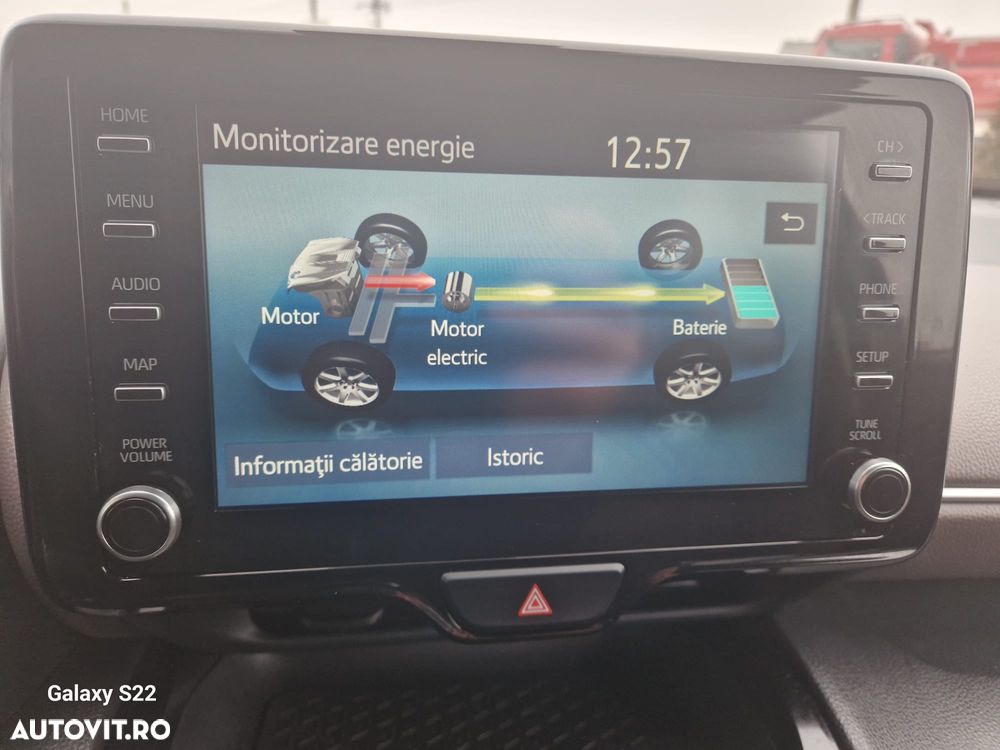 Toyota Yaris Cross 1.5 VVT-i HSD 4x2 Exclusive Elegant - 17