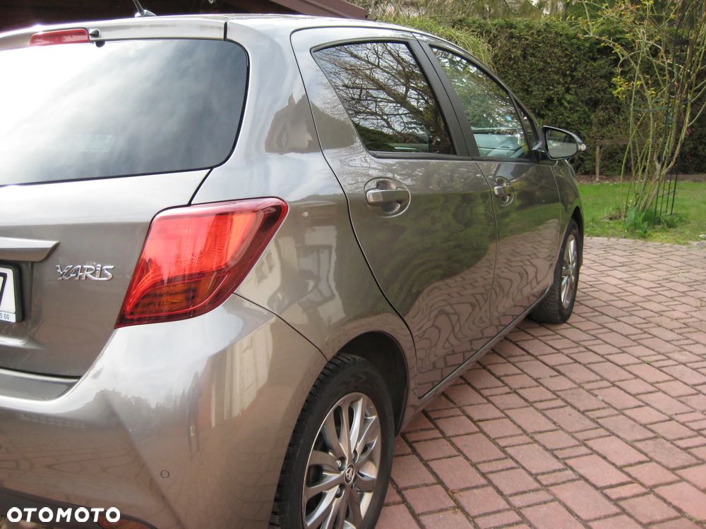 Toyota Yaris - 7