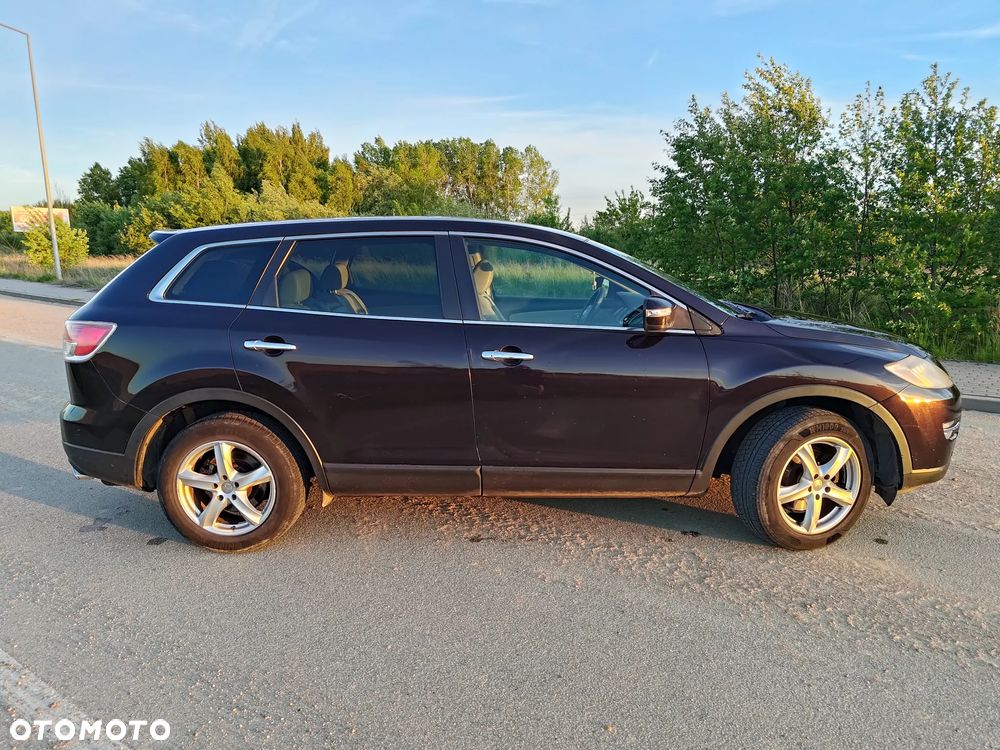 Mazda CX-9 - 12