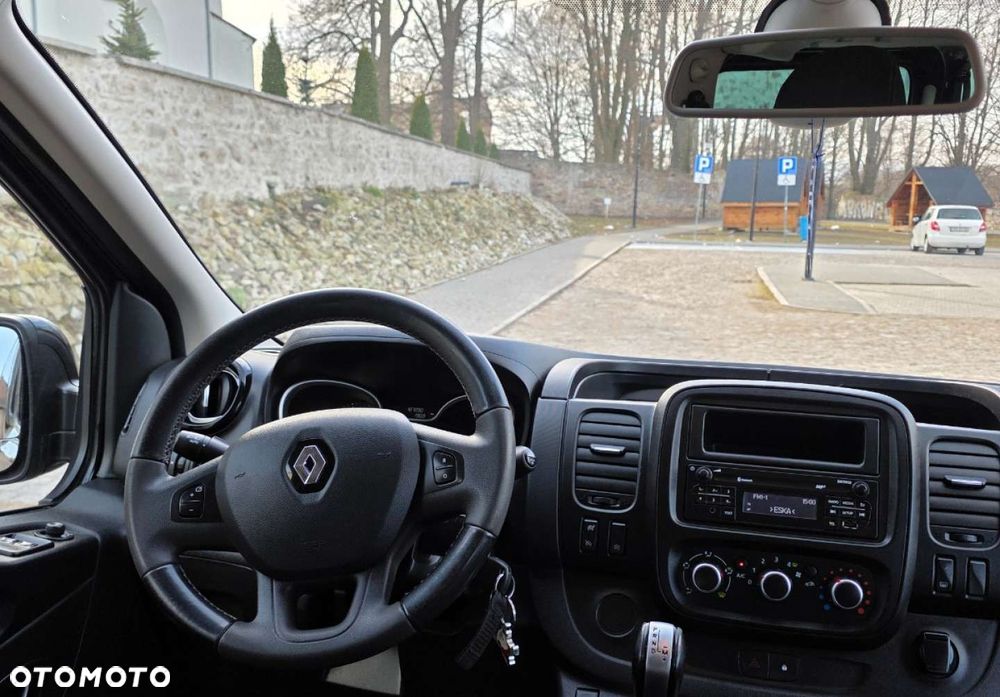 Renault Trafic - 26