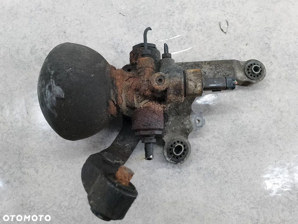 GRUSZKA, SFERA, RODZIELACZ ZAWIESZENIA  CITROEN C5 III 9655235680 2.0 HDI - 2