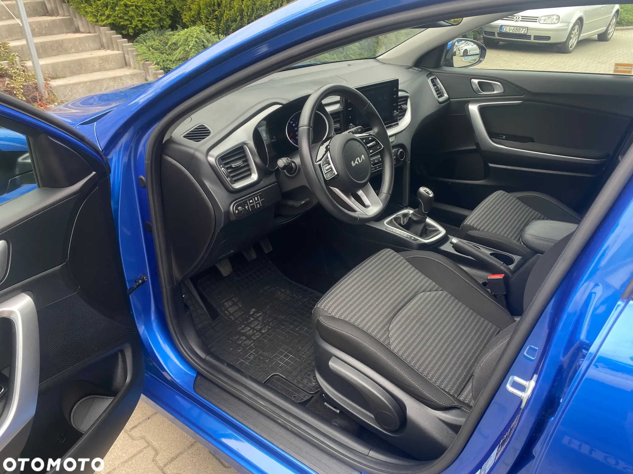 Kia Ceed 1.5 T-GDI M - 11