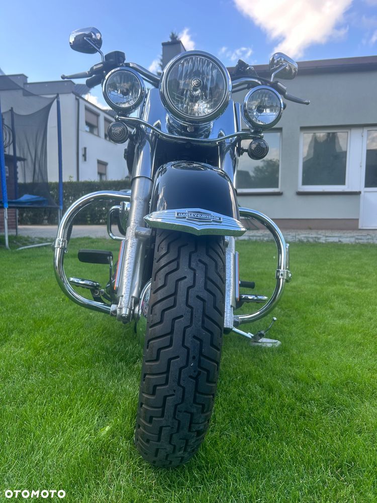 Harley-Davidson Softail Deluxe - 3